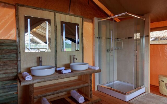 Glamping Kenya Mt. Kenya Lodge
