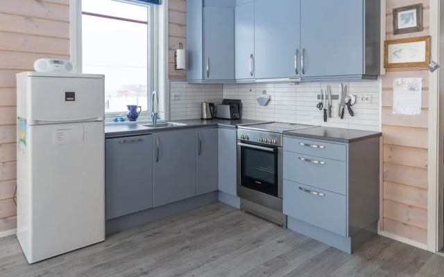 Ekker Island Arctic Lodge