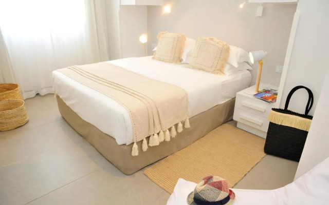 OBiches Luxury Beachfront Apartment Trou-aux-Biches