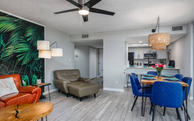 House of The Sun Siesta Key Crescent Beach