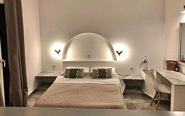 Santanna White Houses