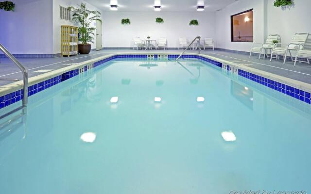 Holiday Inn Express & Suites East Greenbush (Albany-Skyline) by IHG