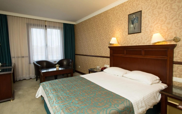 Topkapi Inter Istanbul Hotel