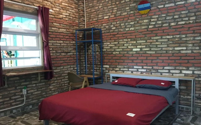 Khang Binh House - Hostel