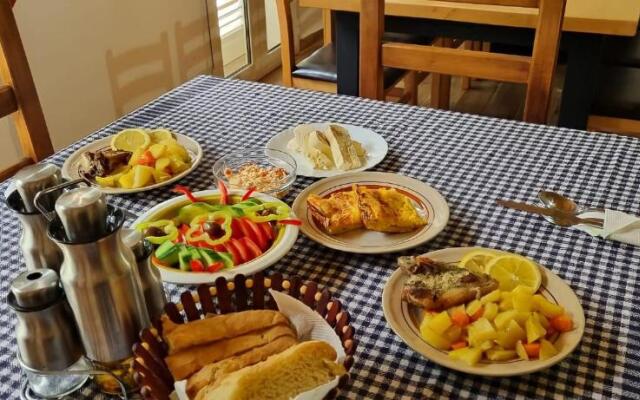 Bujtina Tinari Theth