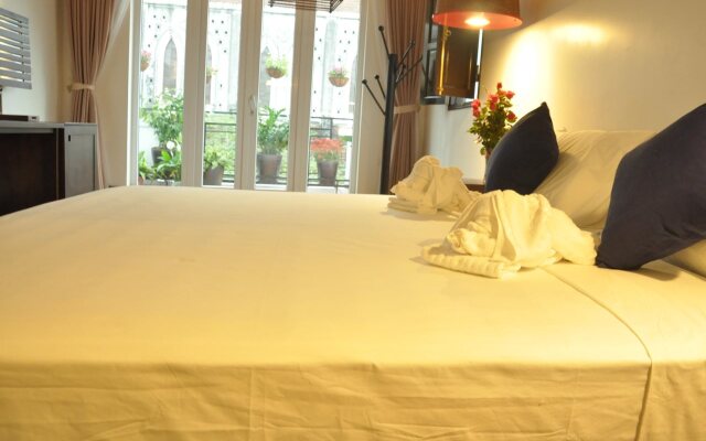 Cinnamon Cathedral Hotel