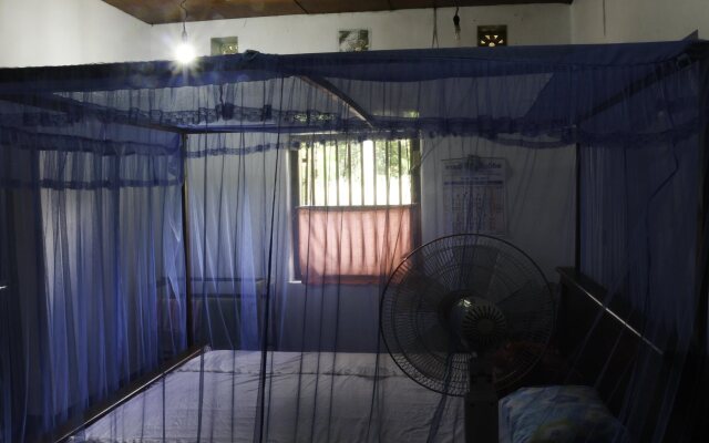 Ananda Home Stay and Restaurant