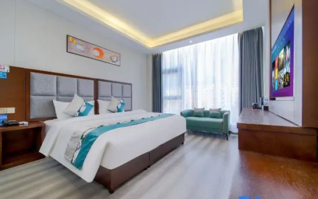 Shell Hotel (Zhengzhou Hanghai Square Subway Station)