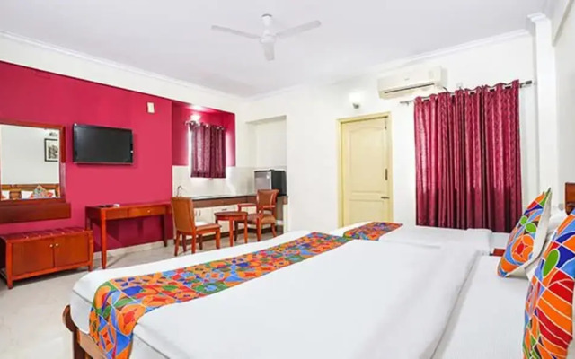 Fabhotel The Kings Suites
