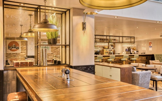 Hub By Premier Inn London - Soho