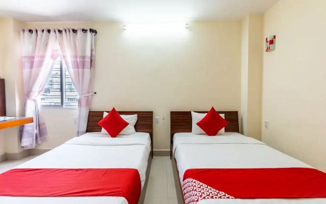 OYO 403 Bao Quyen Hotel