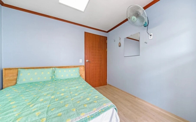 Geoje Oedohouse Pension