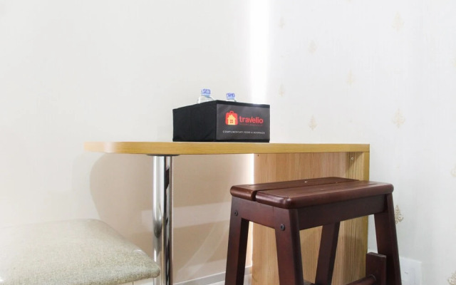 Homey Studio Tifolia Apartment