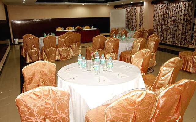 Hotel Vijoya International