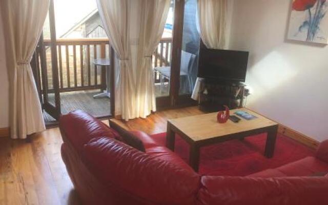 Penthouse 4 - Luxury Harbourside Apartment - 104