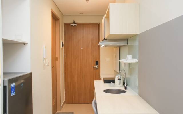 Nice and Modern Studio at Tamansari Iswara Apartment