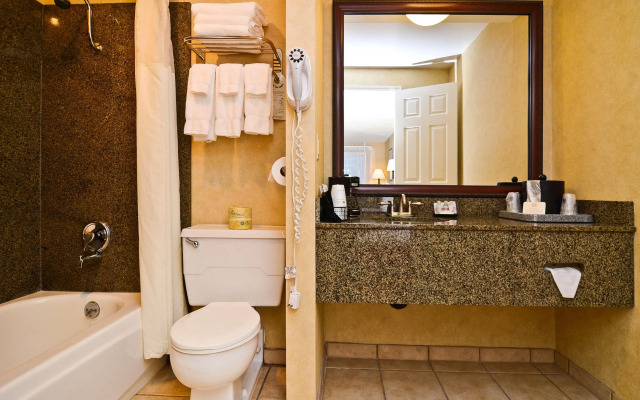 Best Western Pier Point Inn