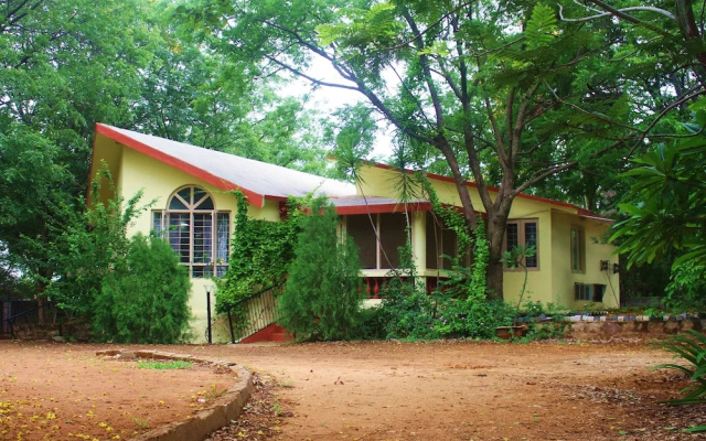 Deccan Farm House by TripThrill