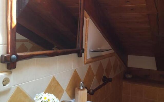 Casas Rurales La Fuentona y El Vallecillo