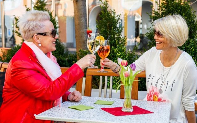 Pension Café Maier