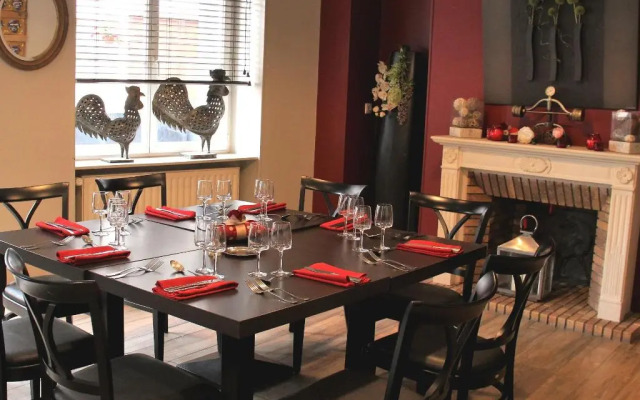 Logis Hotel Le Cheval Noir