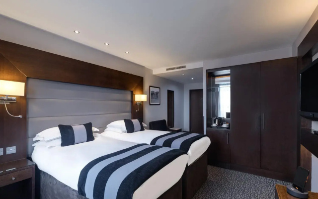 Park Grand Heathrow - Image 5