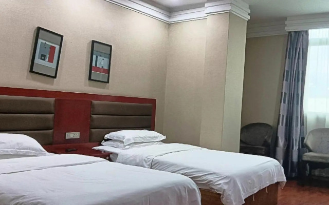 Shiji Zhixing Business Hotel
