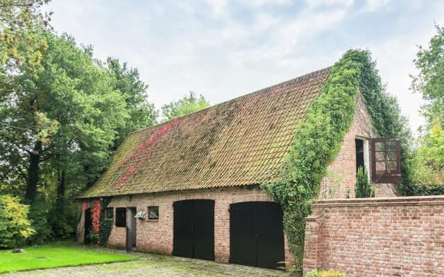 Cosy Holiday Home Near Centre