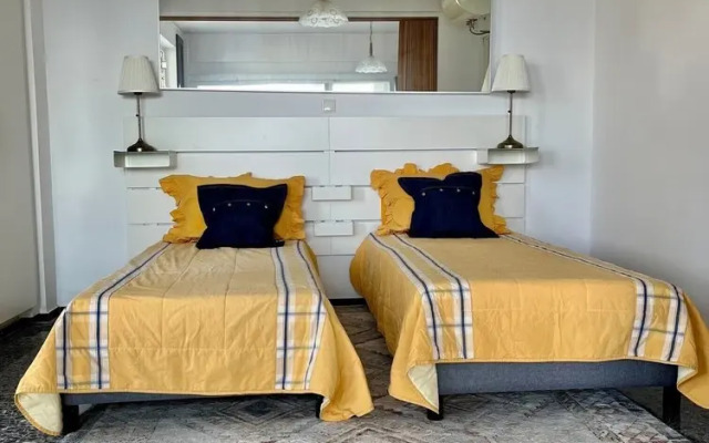 Stunning View Seaside 1-bed Apartment in Saronida
