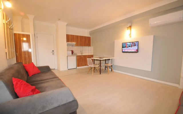 Isla Apartments
