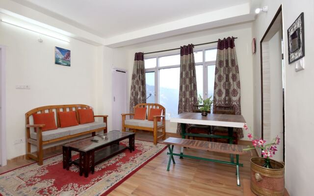 OYO 10165 Home 2BHK Snow View Apartment
