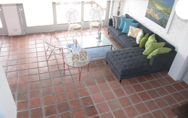 Chatet Suizo al pie del mar