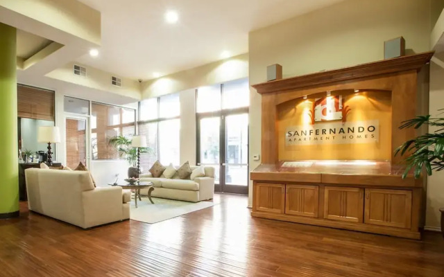 Global Luxury Suites At San Fernando