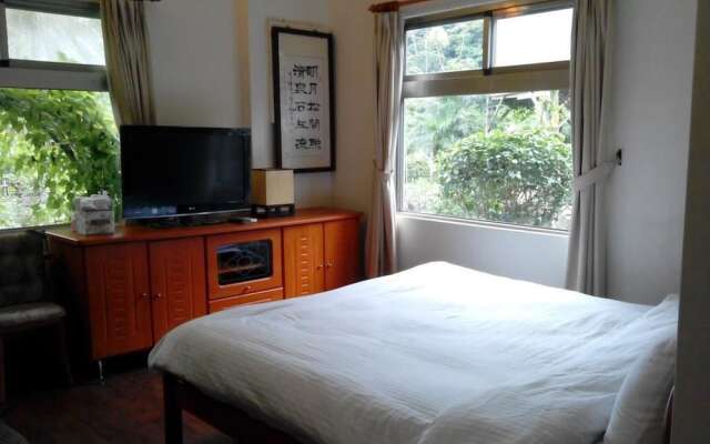 Lohas Gallery Long Stay Hostel