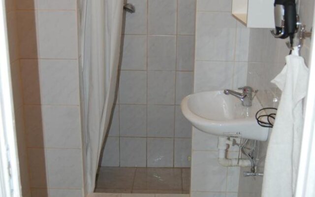 Colors Budapest Hostel