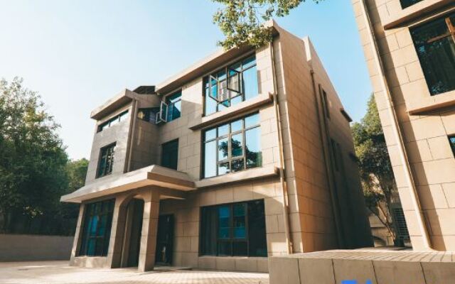 ZMAX Manxi Hotel（Wuhan Donghu Branch）