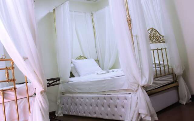 Kings Palace - Hostel