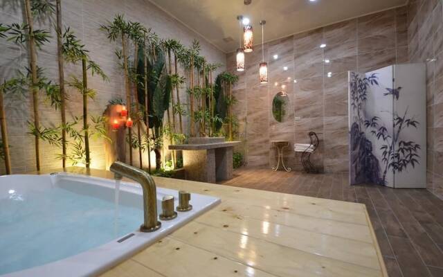 Moon Light Bed and Breakfast