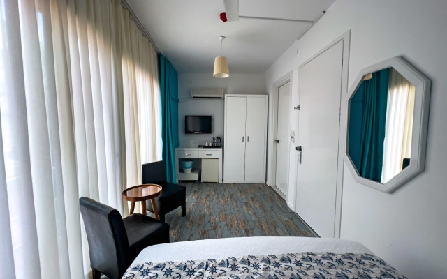 Larimar Boutique Hotel