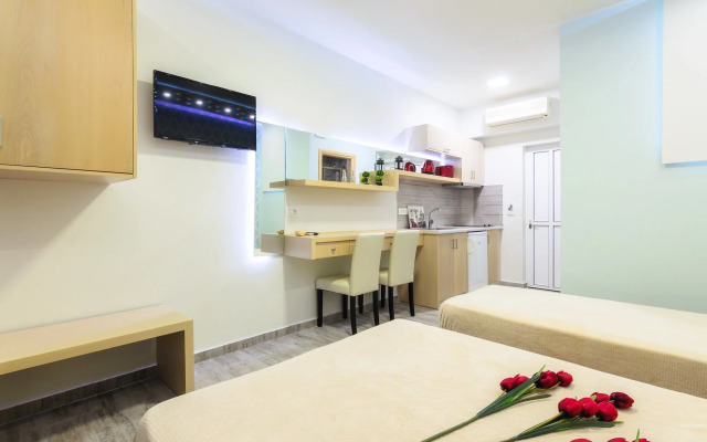 Sea View Studios & Apartments