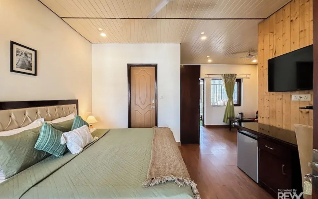 Hotel Sunny Cot - Free Mall shuttle and Parking