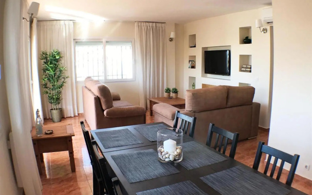 2 bedroom apartment Paradorares Ne