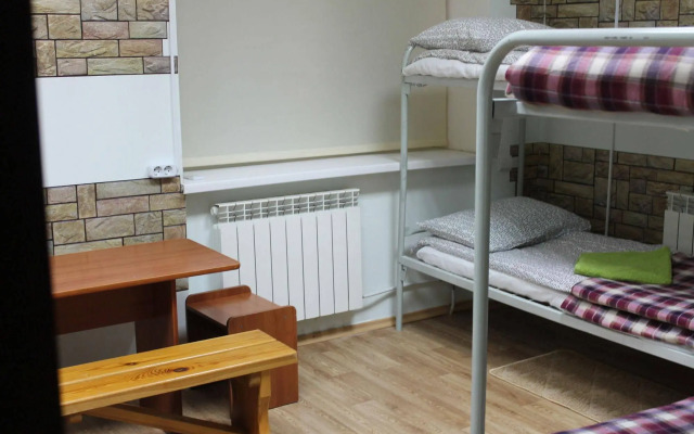 Hostel Mobi House Na Leninskoy