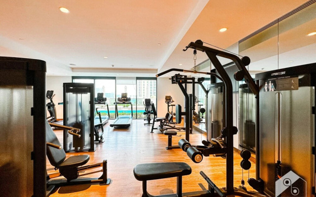 Luxurious 2B with Breathtaking Views Downtown