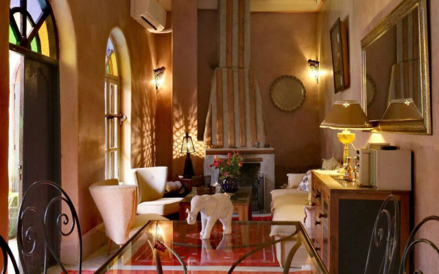 Literary Riad Hemingway