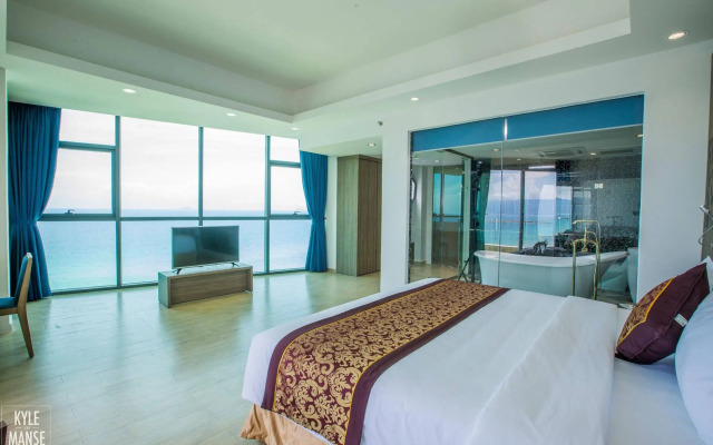 Golden Peak Resort & Spa
