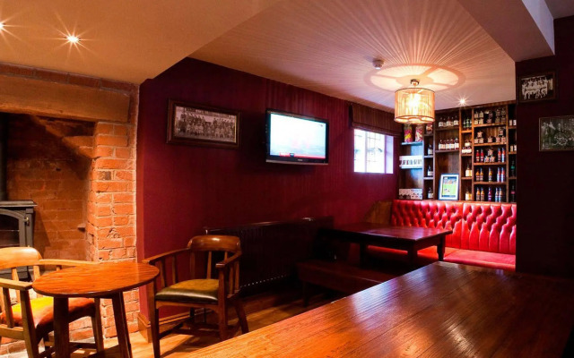 The Dog and Doublet Inn