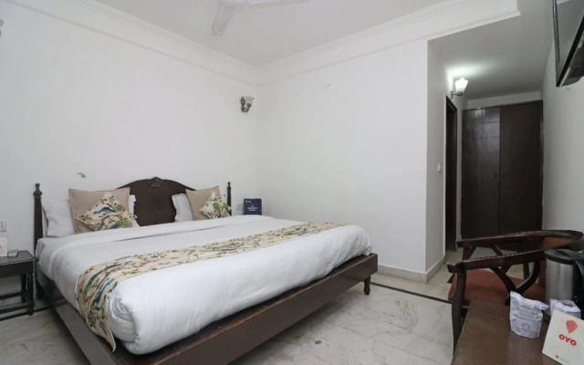 OYO 16063 Hotel Grand Valley