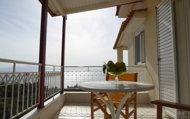 Stylish Flat Romantic Sunsets 300M To The Beach