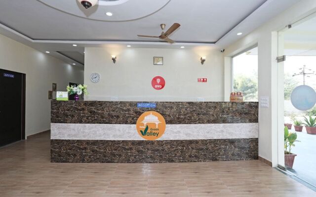 OYO 9973 Hotel Green Valley
